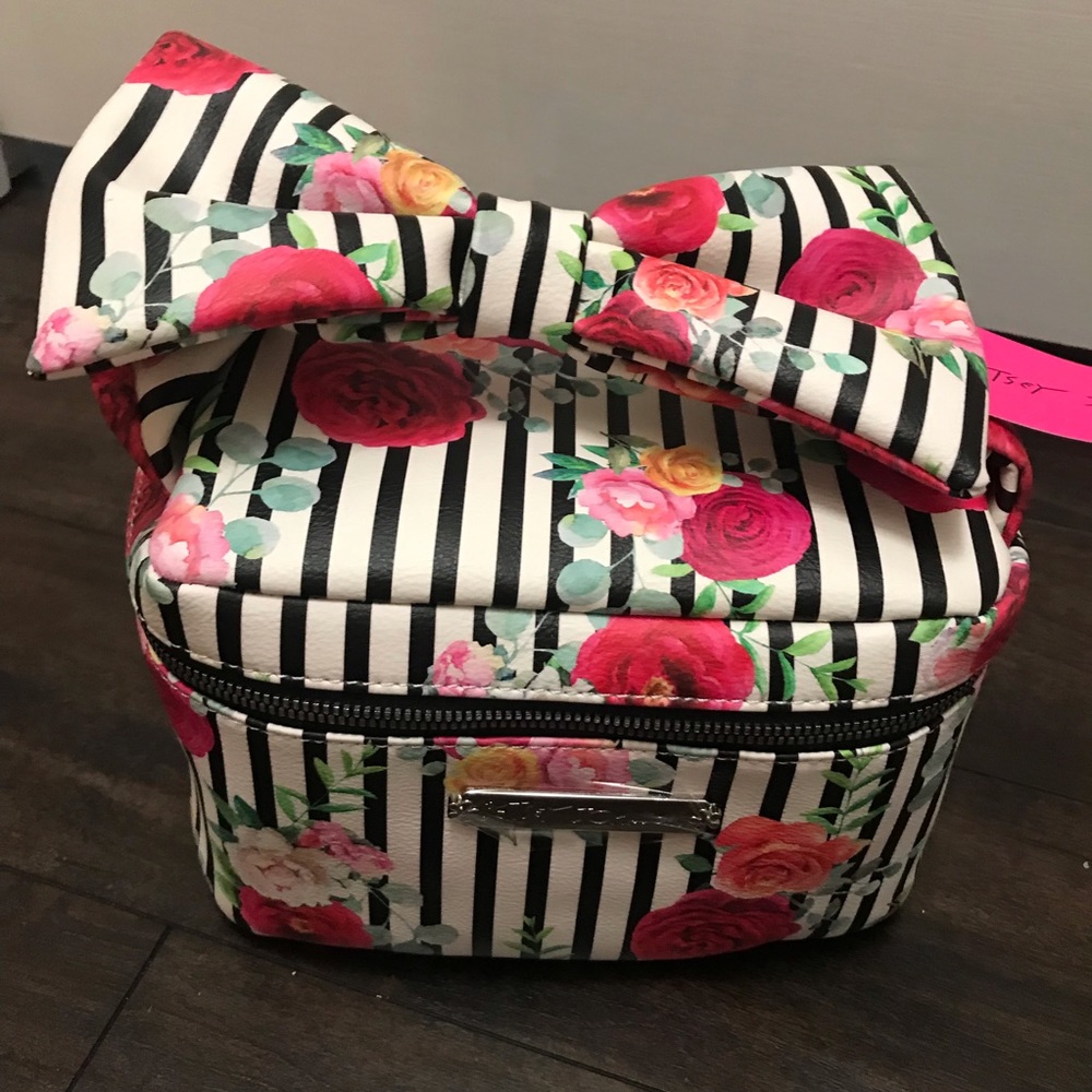 NEW Betsey Johnson Floral Train Case Makeup Bag